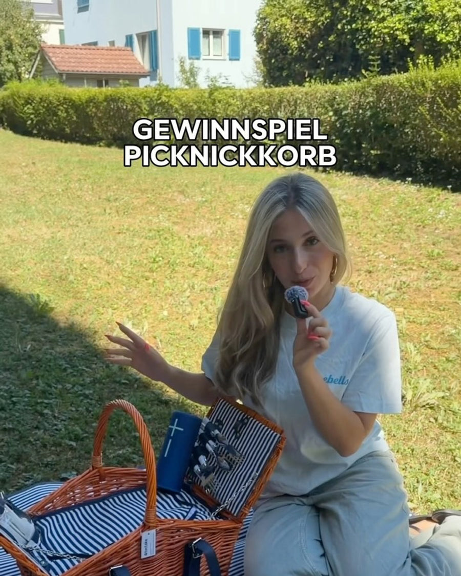 GEWINNSPIEL! 🌟

Ihr könnt einen prall gefüllten Picknickkorb gewinnen mit 4 Trays Shakes, 4 Boxen Barebells und einer Boombox! 😍

Dafür müsst ihr nur:
- Uns folgen 
- Den Beitrag Liken 
- Zwei Freund*innen in den Kommentaren markieren 

Viel Glück! 👀🍀

@mariaanuanja 
___________________

Das Gewinnspiel wird in keiner Weise von Meta gesponsert, beworben oder verwaltet. Die Aktion läuft bis einschließlich bis 30.08.26 um 23:59 Uhr. Die GewinnerInnen werden am 31.08.26 ausgewählt und per DM von uns benach