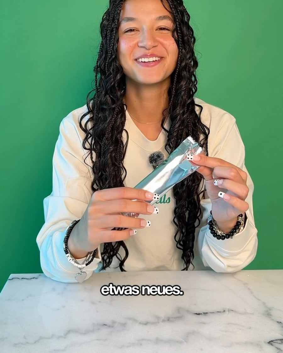 Schon wieder etwas Neues 🤭 launched morgen! ✨

@siiri.mari #barebellsswitzerland #barebells #tastetest #productlaunch
